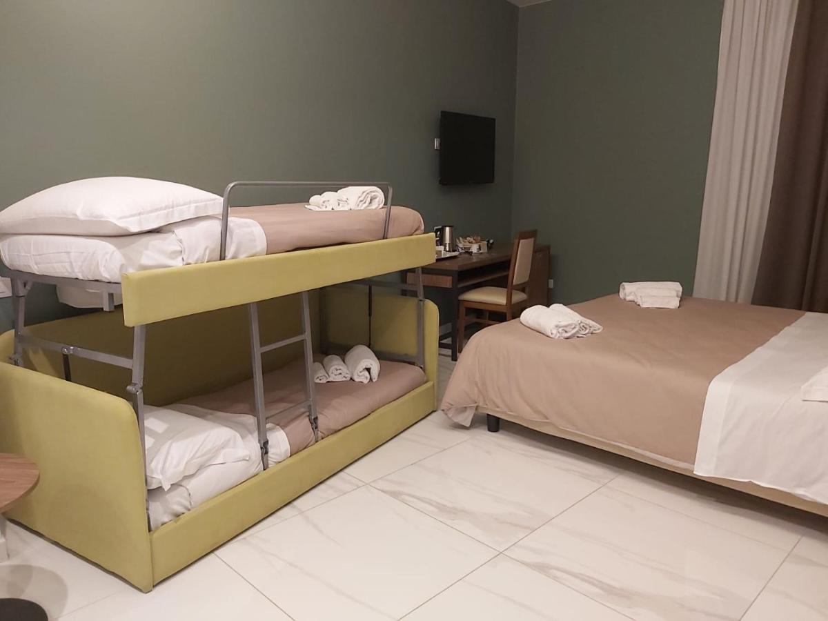 Le 2 Gravine Hotel Матера Екстериор снимка